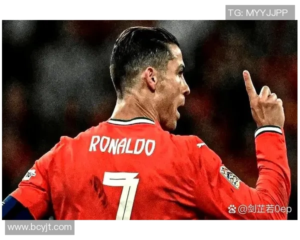 葡萄牙足球传奇球星C罗的辉煌职业生涯与影响力探析